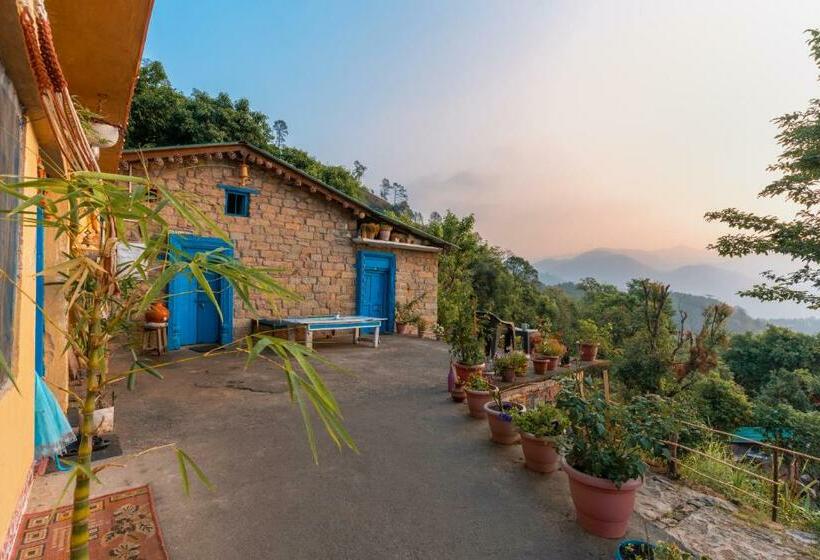 标准间带山景, Vista Hostel Jeolikote, Nainital