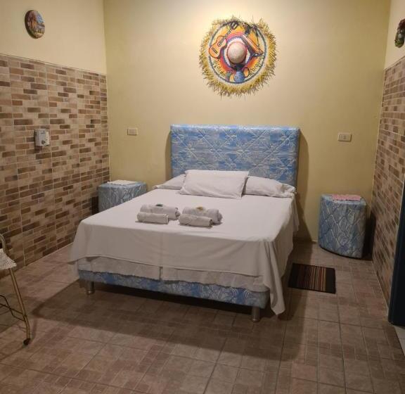 اتاق استاندارد یک نفره, Casa De La Y   B&b