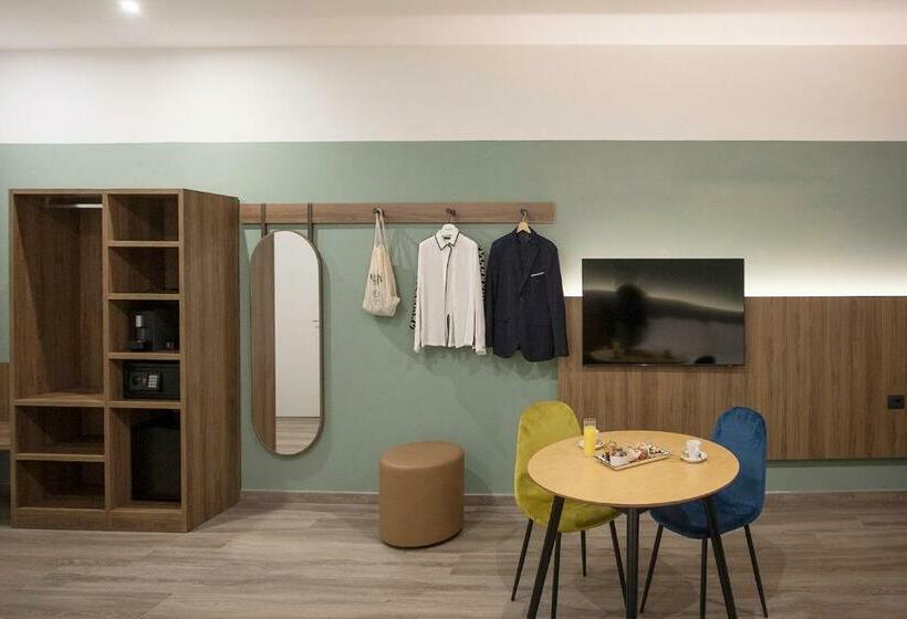 اتاق اجرایی سه نفره, Moody Smart & Comfy