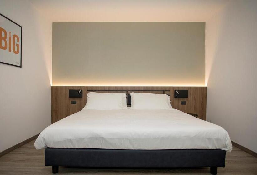 اتاق سوپریور با تخت بزرگ, Moody Smart & Comfy
