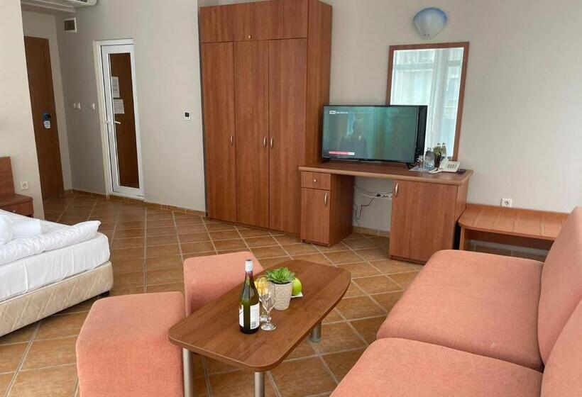 Апартаменты 1 Спальня с Балконом, Eco Palace