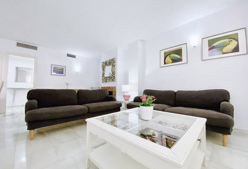 Апартаменты 3 Спальни, Serinamar  Los Naranjos De Marbella