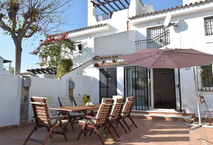 Дом 4 Спальни, Serinamar  Los Naranjos De Marbella