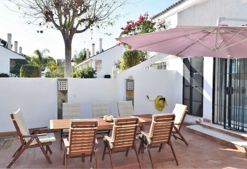 Дом 4 Спальни, Serinamar  Los Naranjos De Marbella