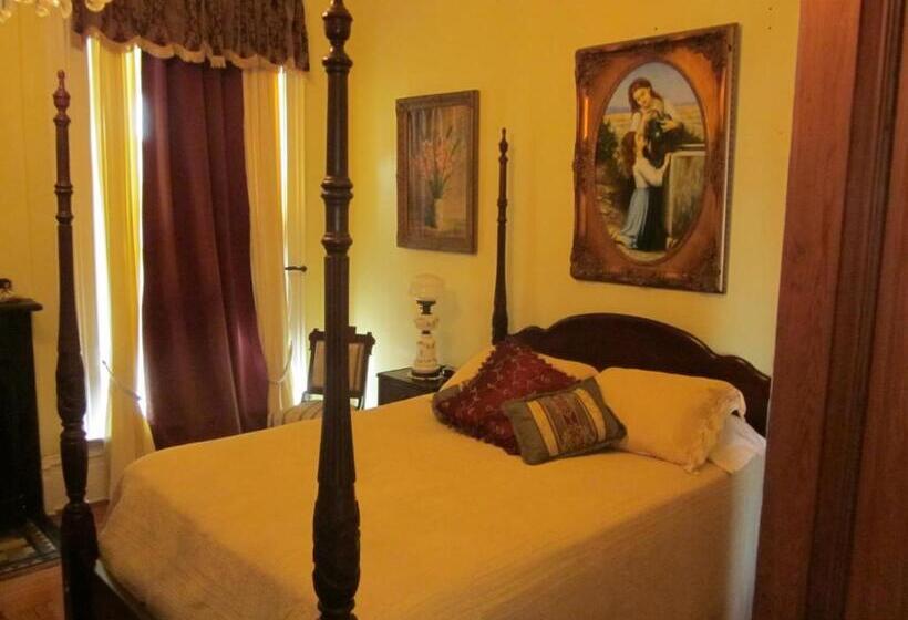 اتاق استاندارد, Baer House Inn