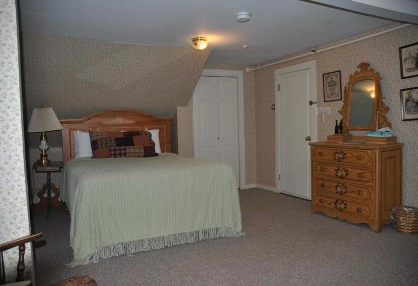 Четырехместный Номер Deluxe, Echo Lake Inn