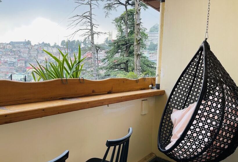 디럭스 룸, Willow Banks   Boutique 4 Star Hotel On The Mall Road Shimla