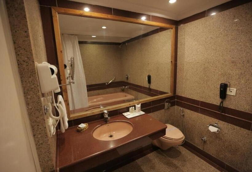 수피리어 룸, Willow Banks   Boutique 4 Star Hotel On The Mall Road Shimla