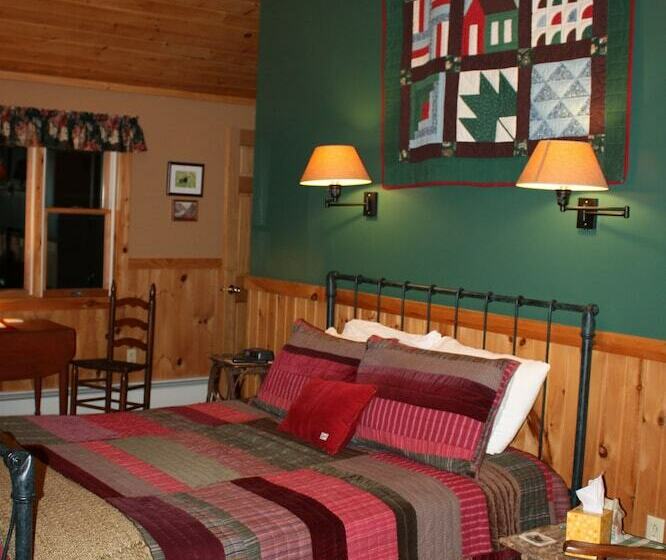 Номер Deluxe Одноместный, Kiwassa Lake Bed & Breakfast