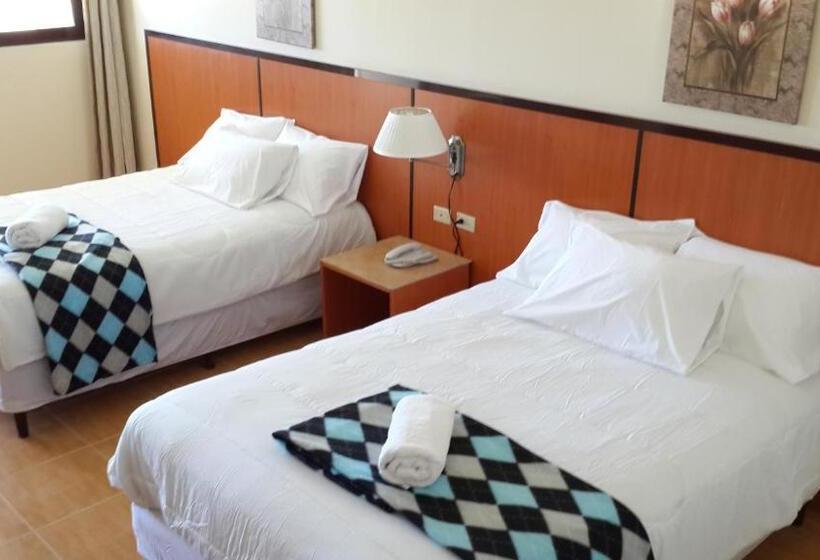 Номер Стандарт 2 Двуспальные Кровати, Express Inn Coronado & Camping