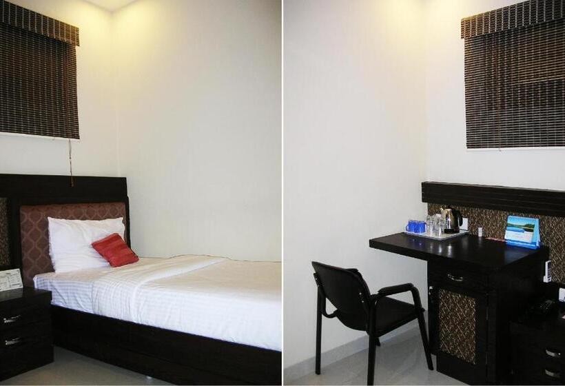 豪华单人间, Harsha Residency