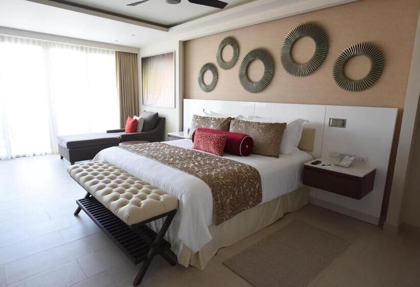 Deluxe Junior Suite, Hideaway at Royalton Riviera Cancun, An Autograph Collection - All Inclusive Resort - Adults Only