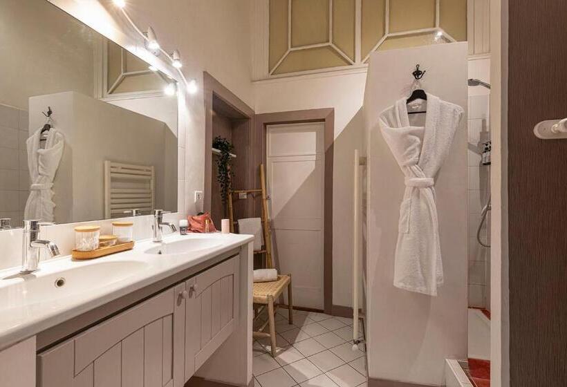 Номер Deluxe, Les Suites De Sautet