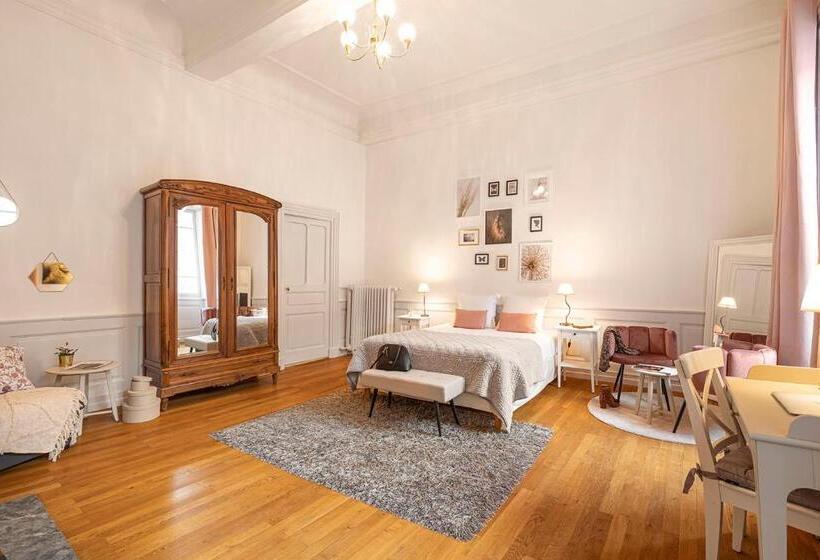 Номер Deluxe, Les Suites De Sautet
