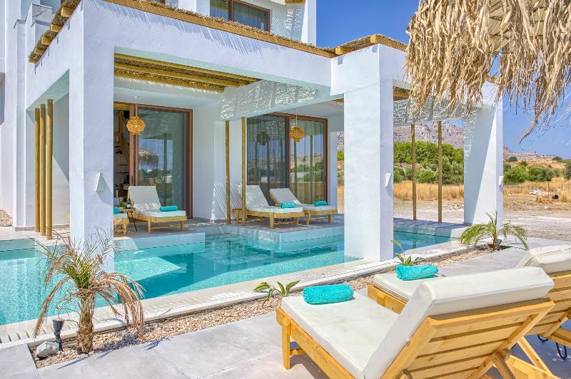 전용 풀장 스위트, Alia Luxury Suites And Spa