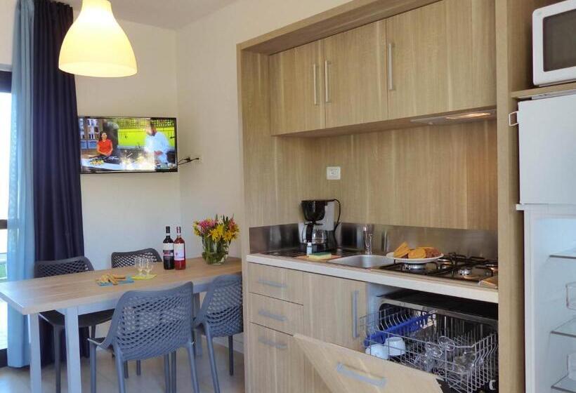 2 Bedroom Premium Apartment, Belvedere Village
