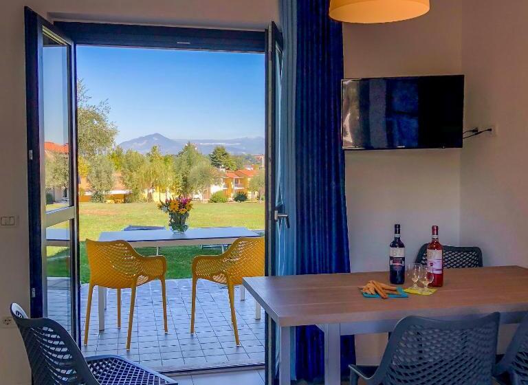 2 Bedroom Premium Apartment, Belvedere Village