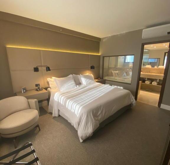 스위트 킹사이즈 침대, Golden Tulip Sao Jose Dos Campos
