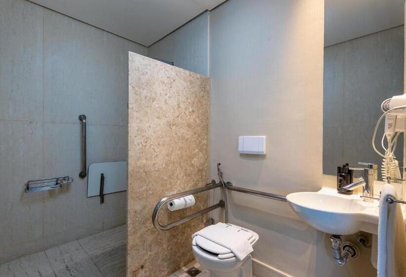 Номер Стандарт Адаптированный для Инвалидов, Tryp By Wyndham Belo Horizonte Savassi