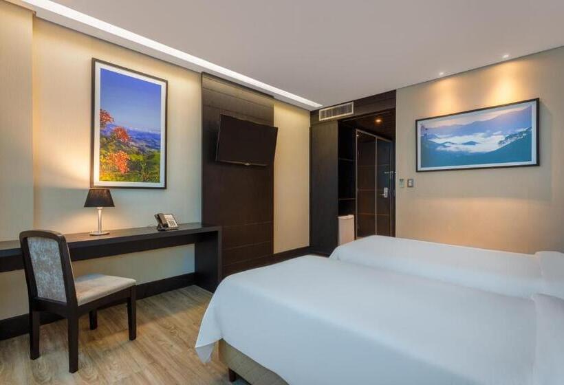 Номер Стандарт, Tryp By Wyndham Belo Horizonte Savassi