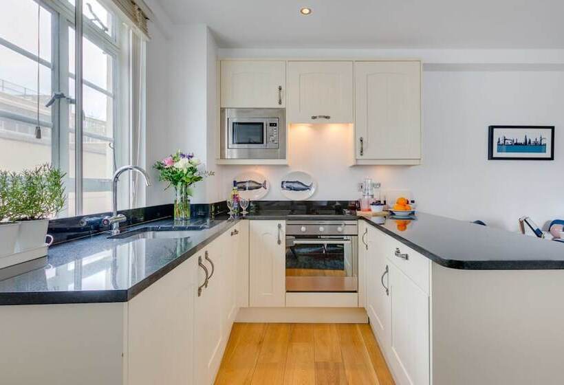 Апартаменты Superior 1 Спальня, Nell Gwynn Chelsea Accommodation