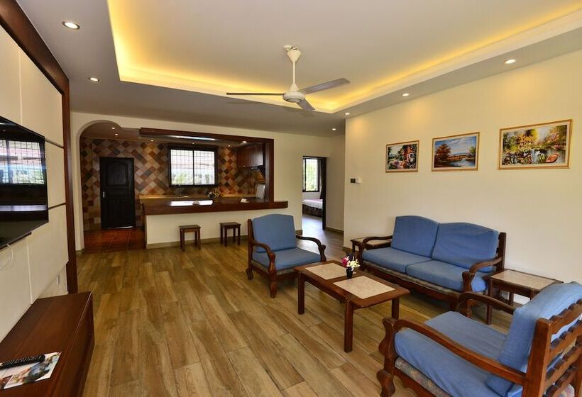 2 Bedroom Apartment, Baobab Holiday Resort
