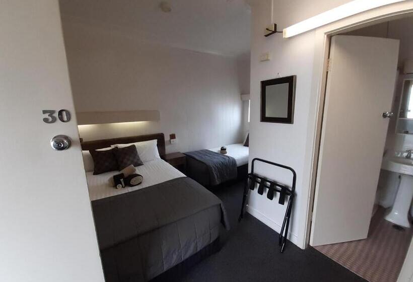 스탠다드 트리플 룸, Inverell Motel