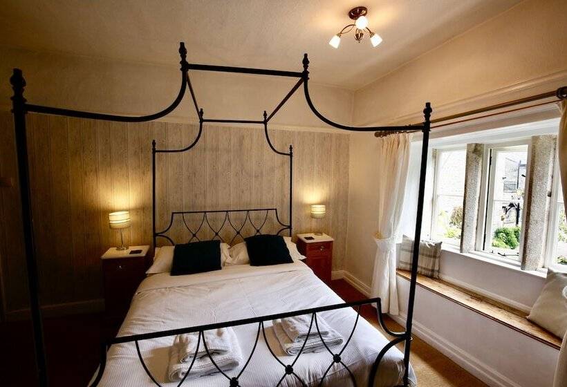 اتاق استاندارد, Ashfield House