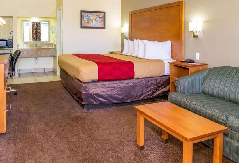 스탠다드 룸 킹사이즈 침대, Econo Lodge Weldon  Roanoke Rapids