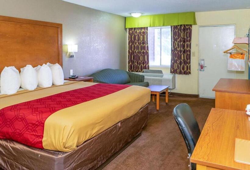 스탠다드 룸 킹사이즈 침대, Econo Lodge Weldon  Roanoke Rapids