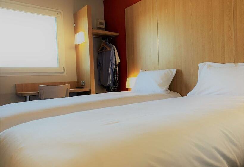 Номер Стандарт, Kyriad Direct Clermont Ferrand Nord Gerzat