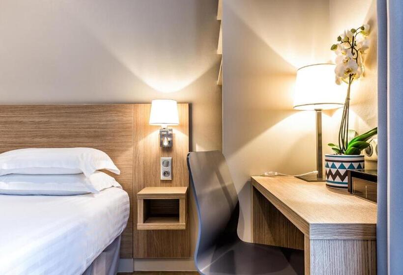 Номер Deluxe, Paris D Issy Hôtel Porte De Versailles