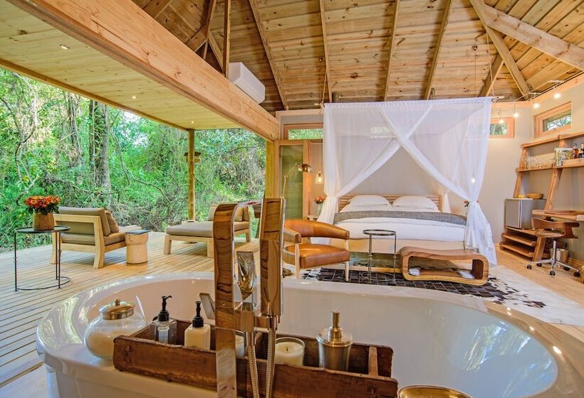 اتاق لوکس, Summerfields Rose Retreat And Spa