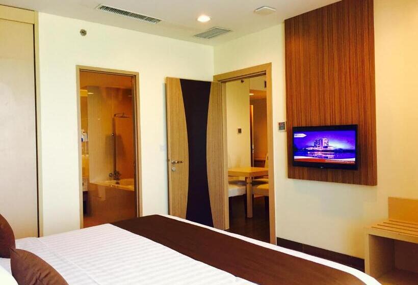 Люкс Кровать Кинг, Bw Suite Belitung