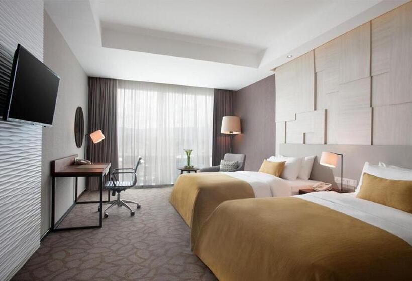 Стандартный Номер Нижний Этаж, Crowne Plaza Bandung, An Ihg