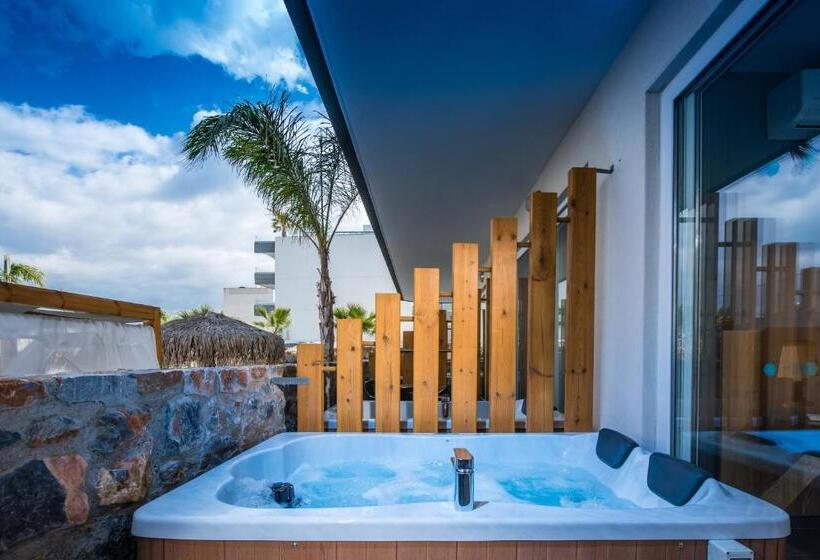 اتاق استاندارد سه نفره, Infinity Blue Boutique Hotel & Spa   Adults Only