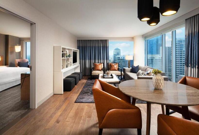 מיטת קינג בסוויטה, The Westin Austin Downtown