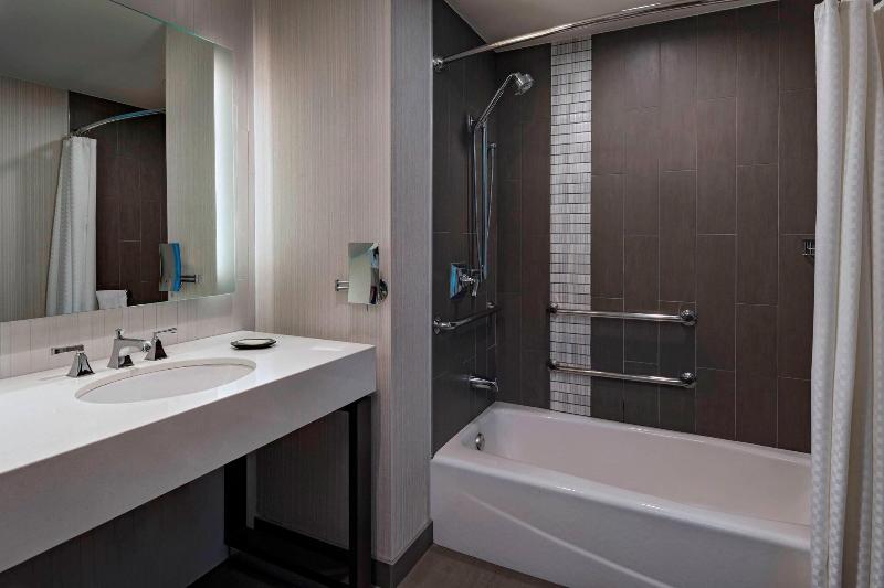 Стандартный Номер Кровать Кинг, The Westin Austin Downtown