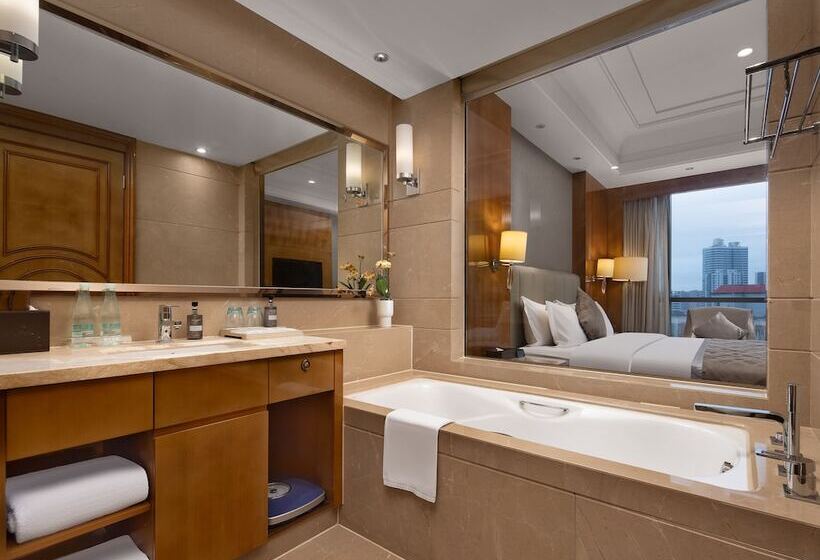Номер Deluxe, Worldhotel Grand Jiaxing Hunan