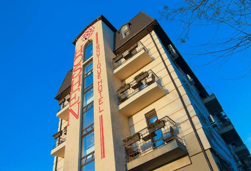 Номер Deluxe, Hoshen