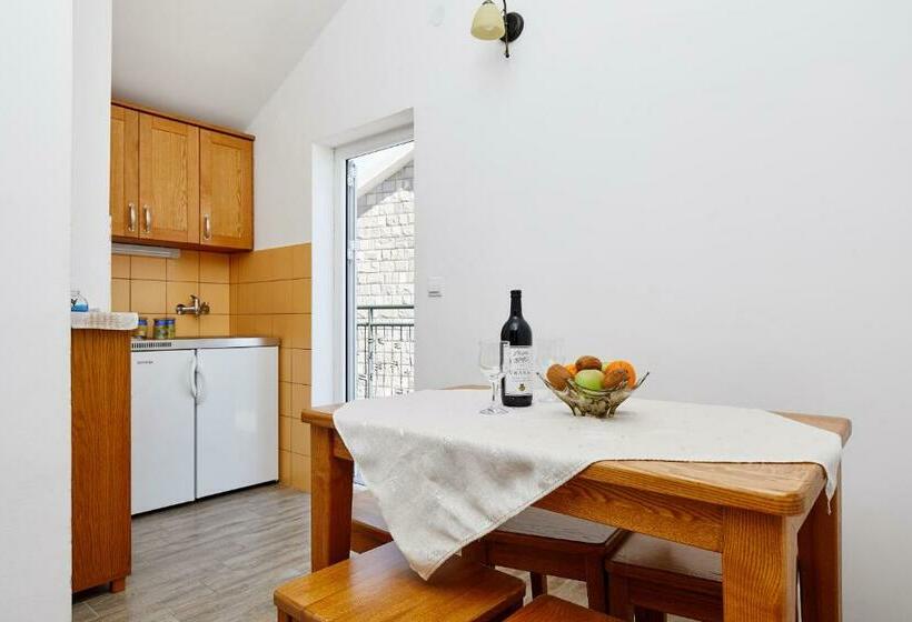 آپارتمان 1 خوابه, Rosic Apartments Baosici