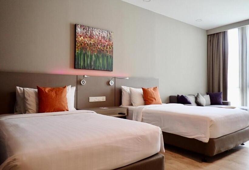 Номер Deluxe, Qliq Damansara
