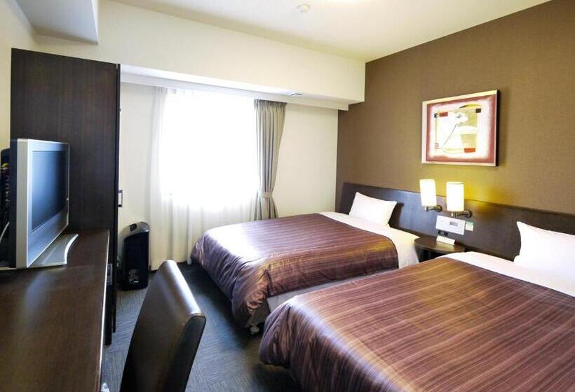 Номер Стандарт, Route Inn Tsuruga Ekimae