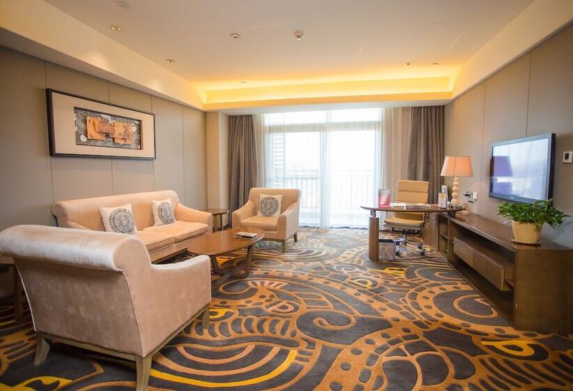 Люкс Повышенной Комфортности, Wuhan Gleetour