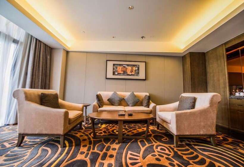 Люкс Повышенной Комфортности, Wuhan Gleetour