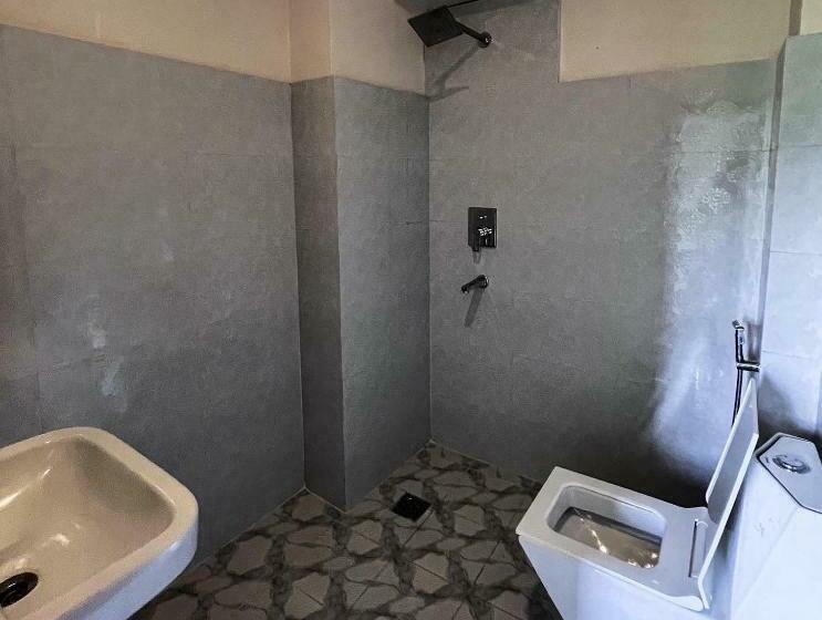 اتاق راحتی سه تخته, Sunshine Hotel Bandipur