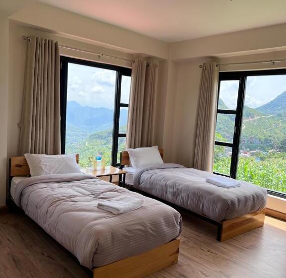 اتاق لوکس, Sunshine Hotel Bandipur