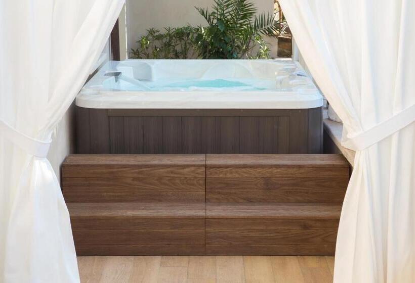 Люкс с гидромассажем, Di Sabatino Resort  Suite Apartments & Spa