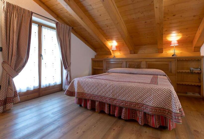 Номер Стандарт, Lo Campagnar