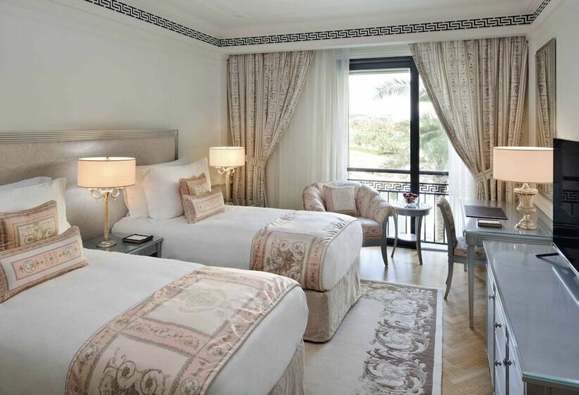 Полулюкс Вид на Город, Palazzo Versace Dubai